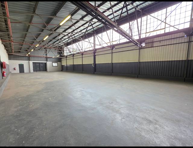 355M² WAREHOUSE TO LET IN CITY DEEP